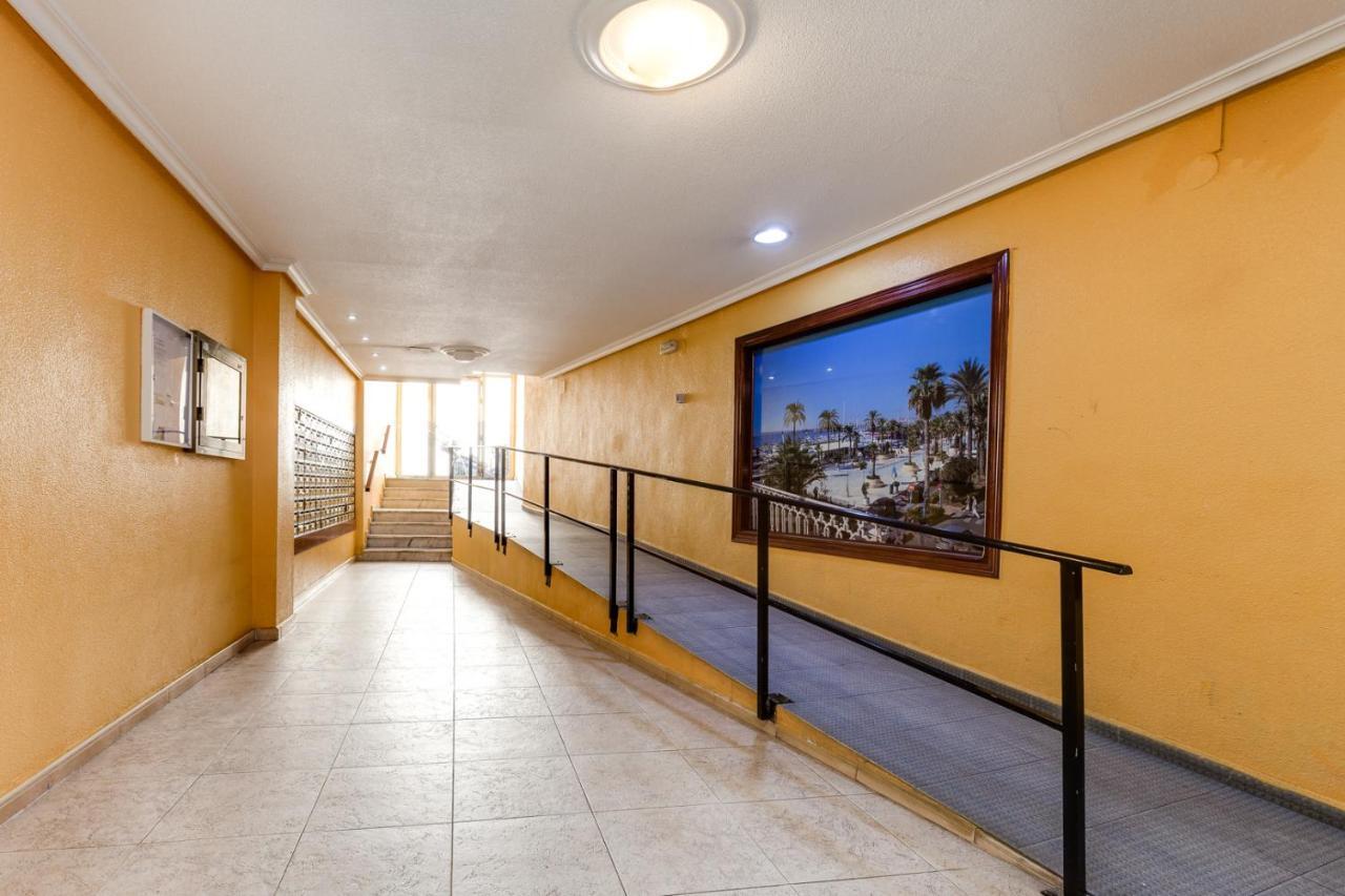 Estudio Joven Pura Torrevieja Dış mekan fotoğraf