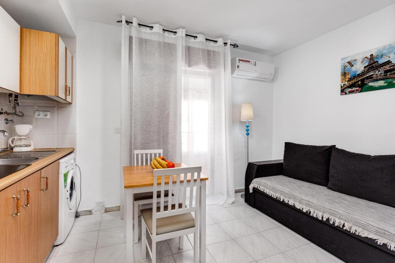 Estudio Joven Pura Torrevieja Dış mekan fotoğraf