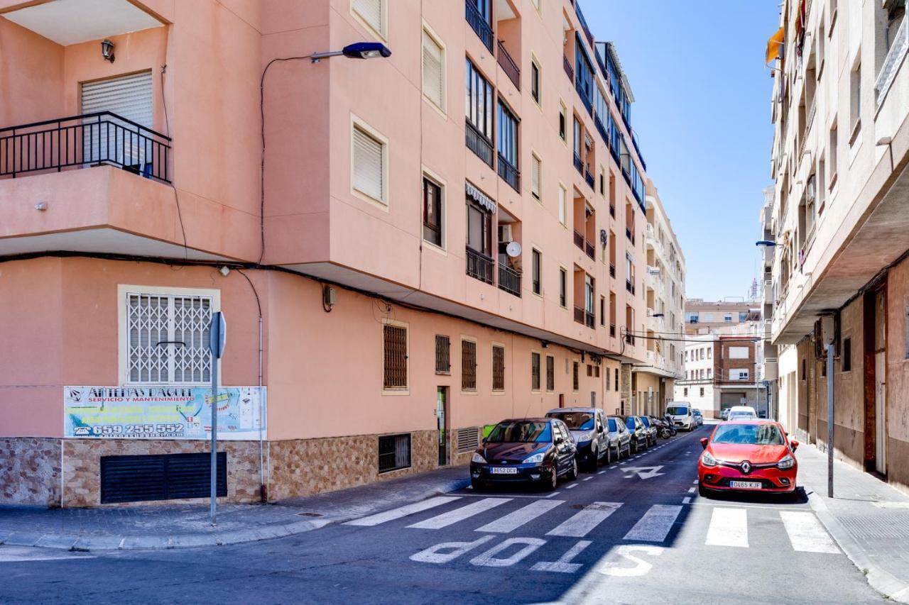 Estudio Joven Pura Torrevieja Dış mekan fotoğraf
